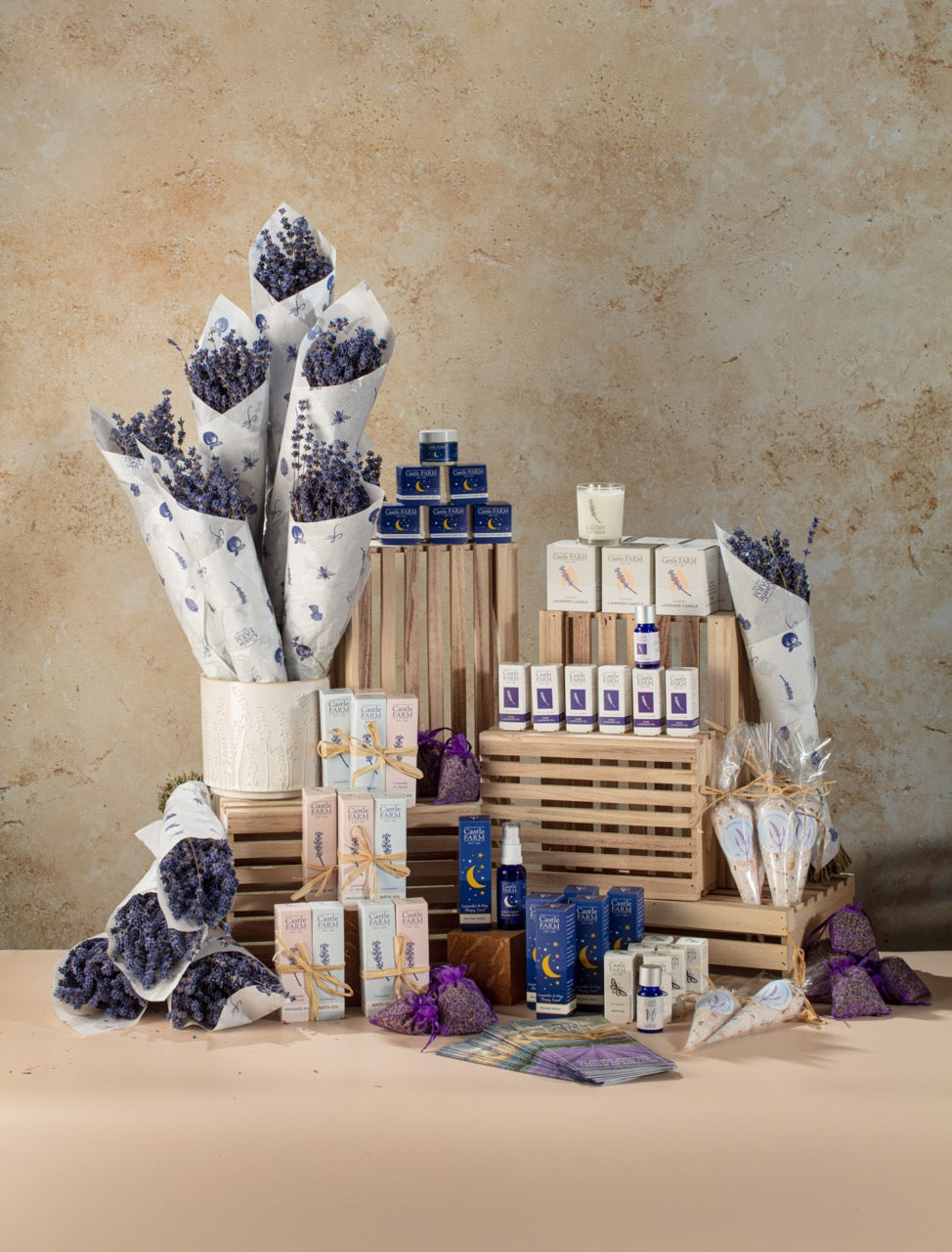 CASTLE FARM TRADE STARTER COLLECTION - LARGE