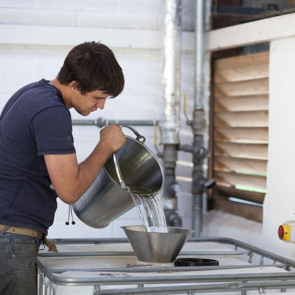 BULK CASTLE FARM LAVENDER LINEN WATER